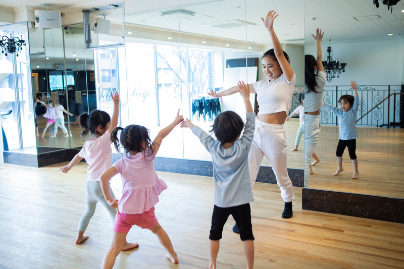 TDL・USJなどで人気のパークダンスを個別レッスンするプランです。